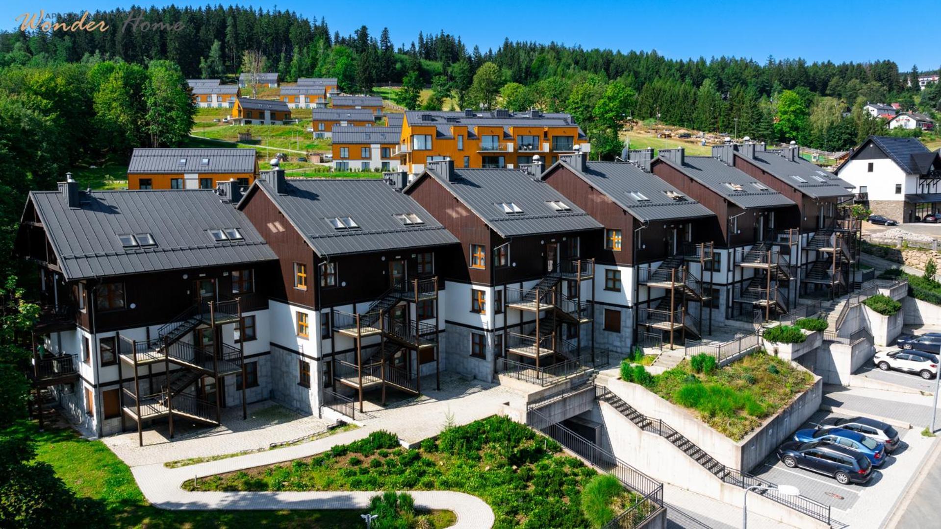 Wonder Home - Apartamenty Residence Karpacz Blisko Stoku Narciarskiego, Z Balkonami I Parkingiem Exteriör bild